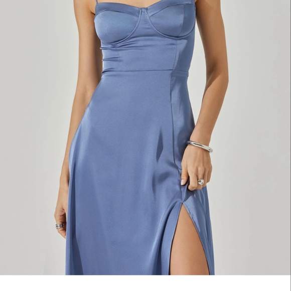 Astr the label - Bustier Satin Midi Dress in Slate Blue - Picture 3 of 6